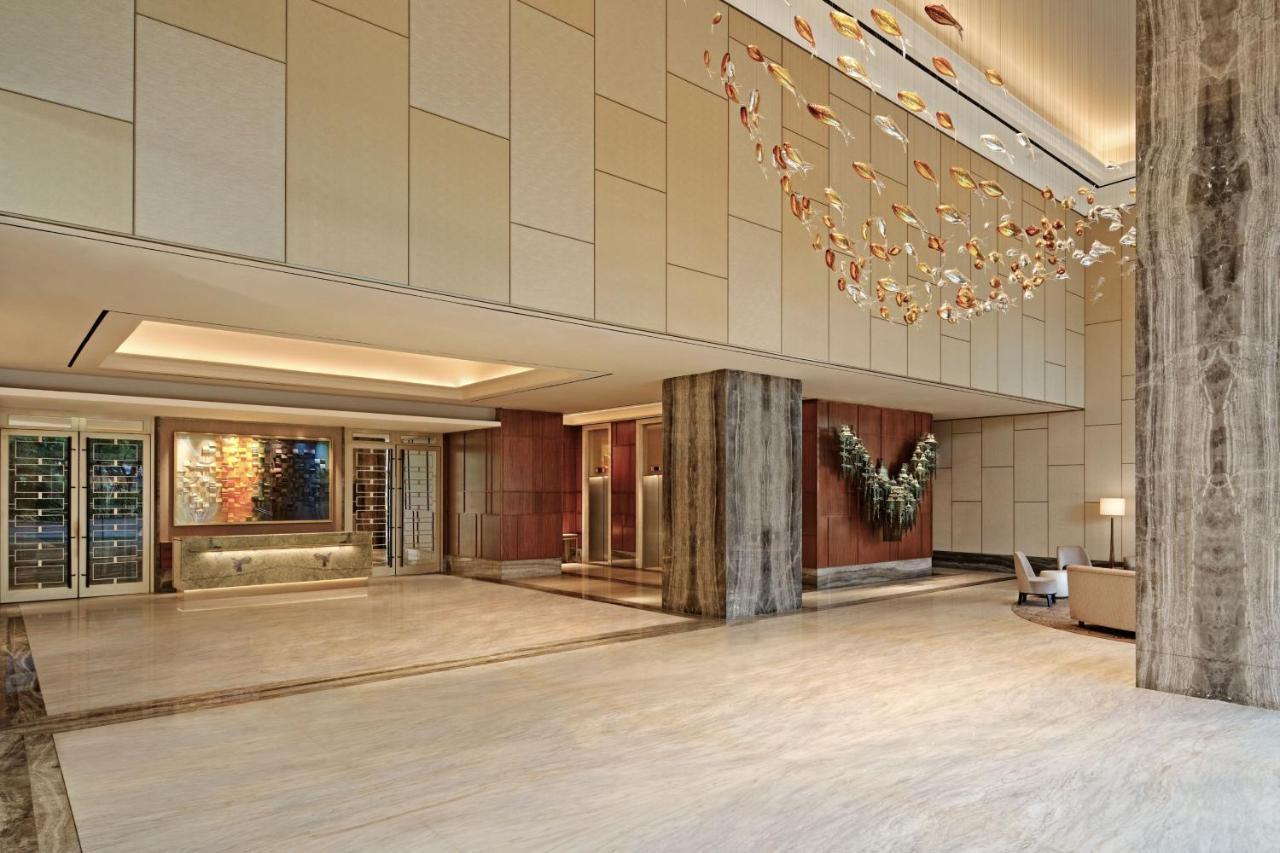 Hotel The Westin Surabaya Exterior foto