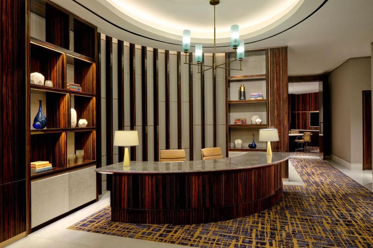 Hotel The Westin Surabaya Exterior foto