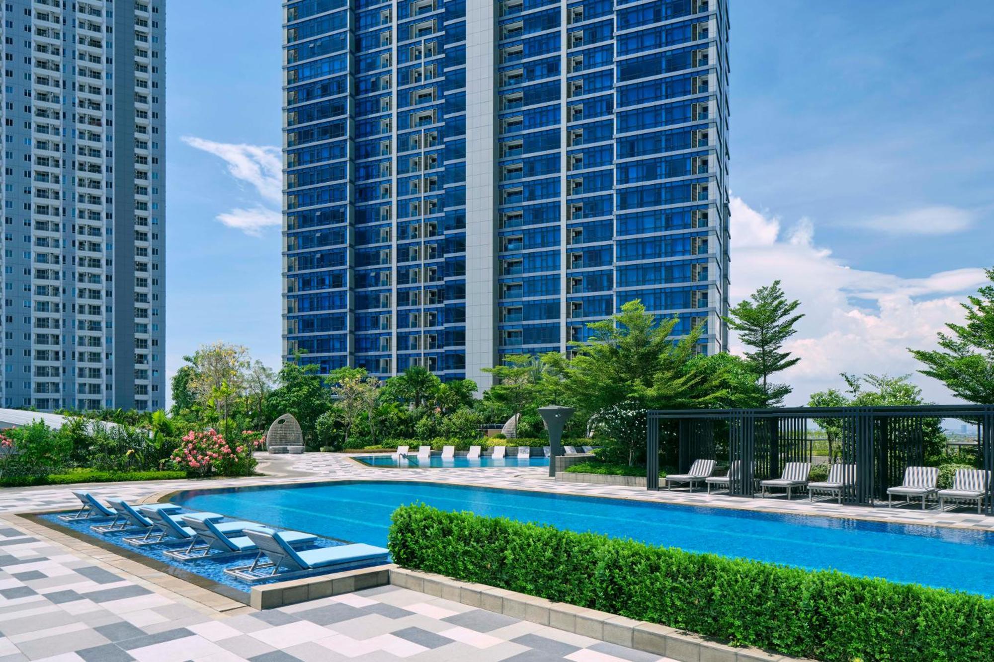 Hotel The Westin Surabaya Exterior foto